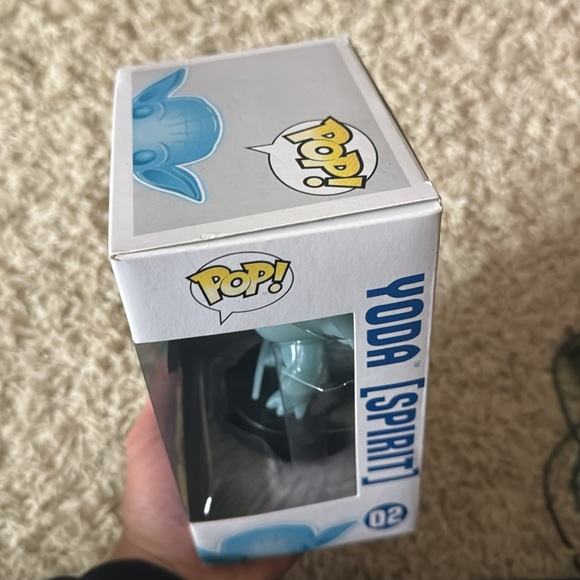 Star Wars Yoda (spirit) funko pop in good condition still in box - Picture 4 of 4